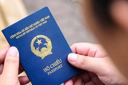 Cảnh báo thủ đoạn lừa đảo tinh vi, người làm hộ chiếu cảnh giác kẻo mất tiền