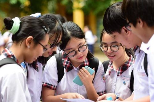 Càng học xuyên đêm càng dễ mất điểm? Bác sĩ chỉ ra 'cái bẫy' nhiều sĩ tử mắc phải