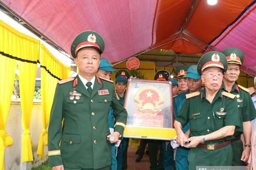 Sau gần nửa thế kỷ, Anh hùng Lực lượng vũ trang Nhân dân Nguyễn Sông Thao đã trở về đất mẹ