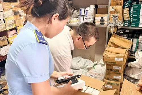 Đà Nẵng: Thu giữ hơn 600 sản phẩm vật tư ngành mộc không rõ nguồn gốc