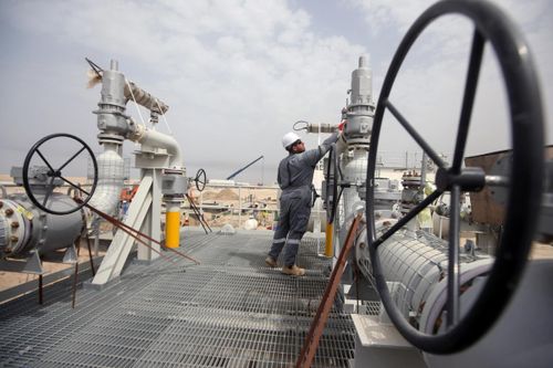 Iraq phát hiện một mỏ dầu khổng lồ gần Saudi Arabia