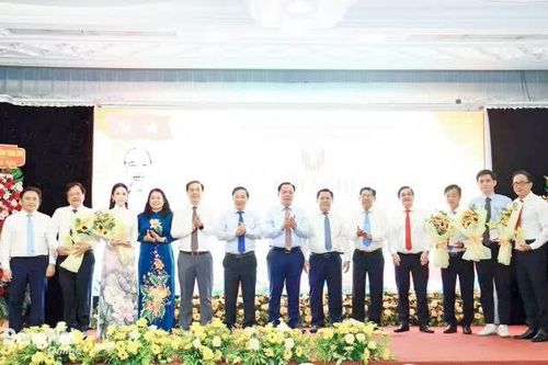 Ðưa công tác thi đua, khen thưởng đi vào chiều sâu