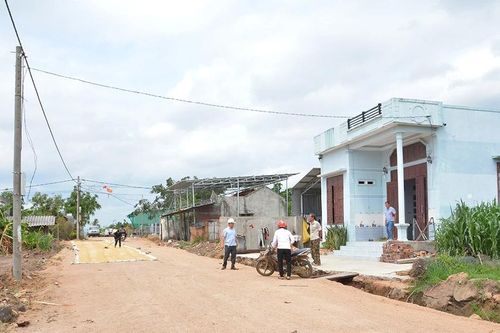 Từ đồng thuận lòng dân, Chư A Thai mở rộng đường quê
