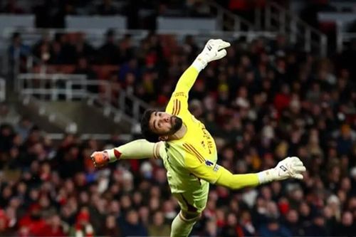 David Raya lập kỷ lục Găng tay Vàng: 5 pha cứu thua định đoạt cuộc đua vô địch của Arsenal