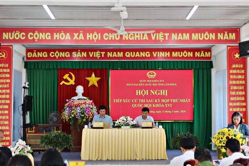 Cử tri Tà Năng kiến nghị nâng cấp trường học, phủ sóng viễn thông vùng sâu