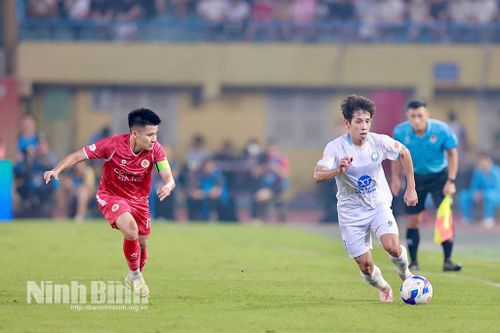 Vòng 22 V-League: Câu lạc bộ Thép Xanh Nam Định thất thủ trong trận cầu rượt đuổi tỷ số đầy kịch tính