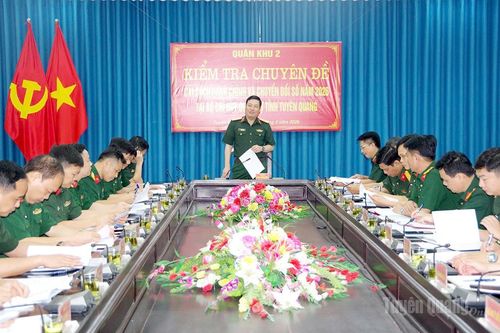 Quân khu 2 kiểm tra cải cách hành chính và chuyển đổi số tại Bộ CHQS tỉnh