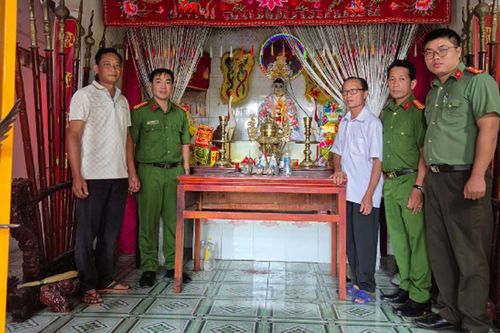 TP.HCM: Bắt đối tượng trộm cắp tài sản ở Miếu Bà Chúa Xứ