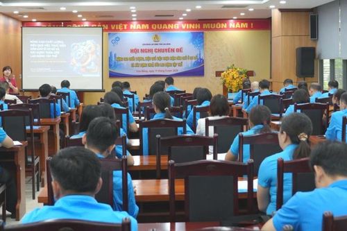 Hội nghị chuyên đề về thực hiện dân chủ ở cơ sở và thỏa ước lao động tập thể