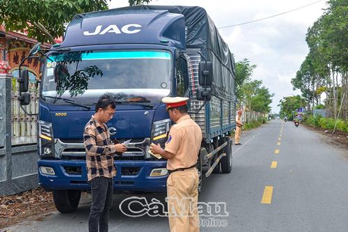 Thượng tôn pháp luật - nền tảng xây dựng văn hoá giao thông