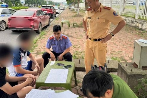 Danh tính tài xế vi phạm tốc độ, bỏ chạy và tông xe vào xe CSGT ở Thái Nguyên