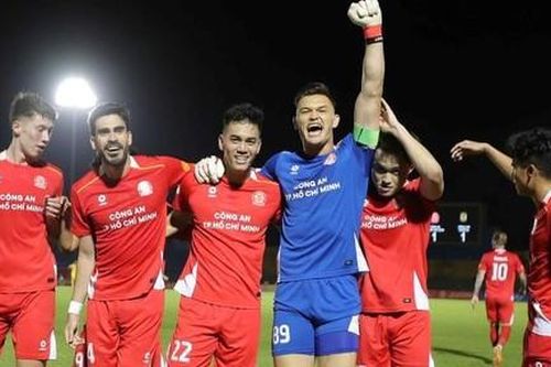 Video Tiến Linh lập công giúp CLB Công an TPHCM đánh bại SLNA 3-1