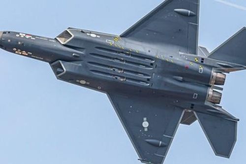 Tiêm kích 'chị em' của F-35 Mỹ nhận giấy phép chiến đấu