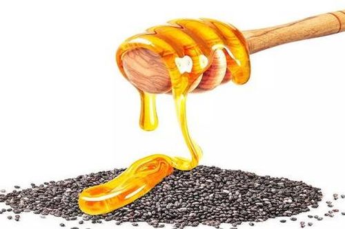 2 công thức mặt nạ từ hạt chia siêu cấp ẩm cho da khỏe mạnh, căng bóng