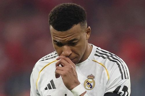 Olise vượt Mbappe giành danh hiệu lớn