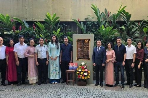 Tổ chức nhiều hoạt động tưởng nhớ và tôn vinh Chủ tịch Hồ Chí Minh tại Brazil