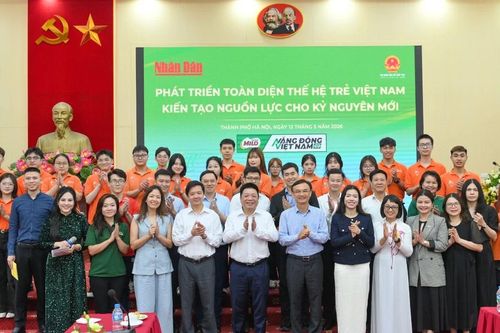 [Ảnh] Hội thảo 'Phát triển toàn diện thế hệ trẻ Việt Nam: Kiến tạo nguồn lực cho kỷ nguyên mới'