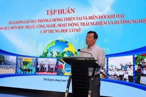 Tích hợp kiến thức phòng, chống thiên tai, thích ứng biến đổi khí hậu vào học đường