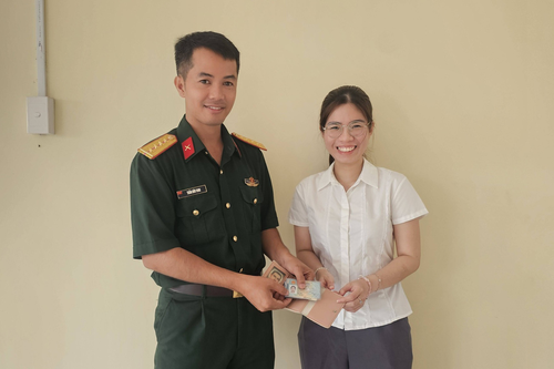 Đại úy QNCN Trần Hữu Vinh không tham của rơi