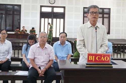 Sai phạm tại dự án đường Trung tâm hành chính Nam Giang, nhiều cựu cán bộ lãnh án
