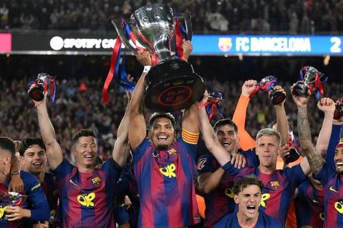 Thắng siêu kinh điển, Barcelona vô địch La Liga