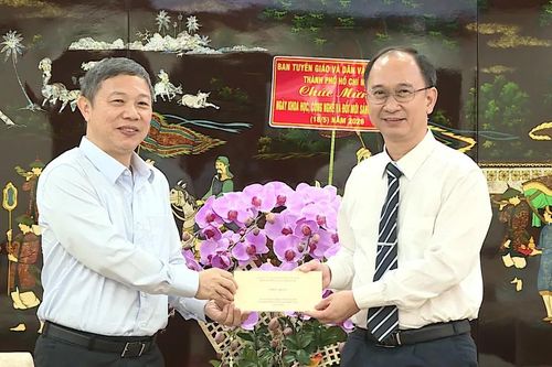 Lãnh đạo Ban Tuyên giáo và Dân vận Thành ủy TPHCM thăm ĐHQG TPHCM và các trí thức