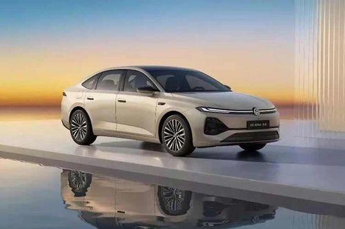 Volkswagen ID.ERA 5S lộ diện - 'uống xăng' 2,82 lít/100km đấu Toyota Camry