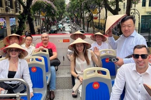Du lịch Việt Nam tăng tốc ngoạn mục