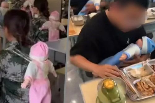 Trung Quốc gây tranh cãi với cách dạy học sinh bằng búp bê