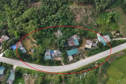 Những căn nhà dưới chân đồi chờ sạt lở ở Phú Thọ sau bão Yagi giờ ra sao?