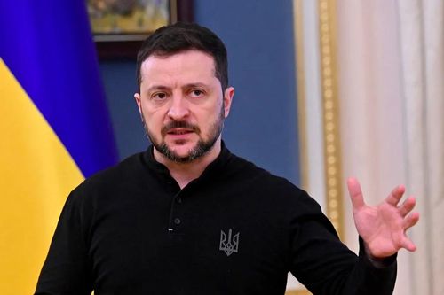 Đàm phán hòa bình đình trệ, Tổng thống Ukraine Zelensky ngày càng công khai tỏ thái độ với Mỹ