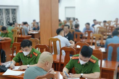 Tiếp nhận 33 công dân bị Hoa Kỳ trục xuất: Công an Thành phố Hồ Chí Minh hỗ trợ tái hòa nhập cộng đồng