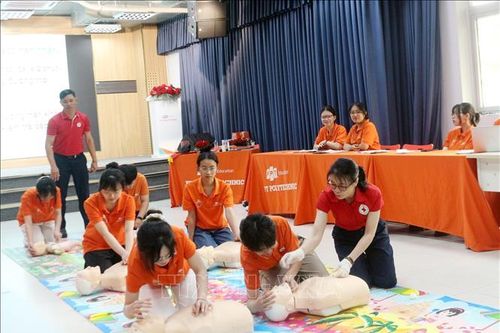 Tháng Nhân đạo 2026: Huy động sức mạnh cộng đồng chăm lo cho người yếu thế