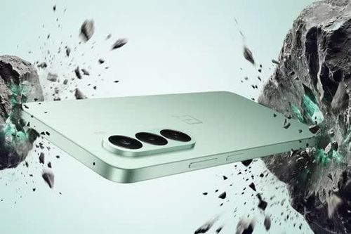 Smartphone gaming 'nồi đồng cối đá', pin 7.000mAh, giá 5,8 triệu đồng