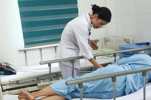 Ngày Điều dưỡng Thế giới 12/5: Những 'liều thuốc' giúp người bệnh tìm lại niềm tin