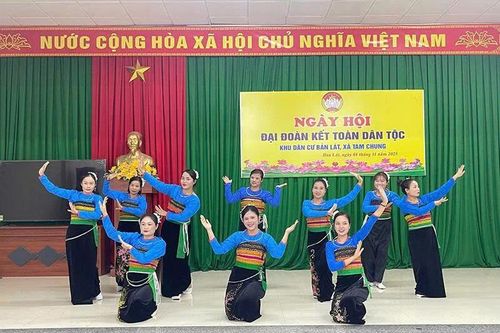 Lan tỏa nếp sống đẹp ở Tam Chung