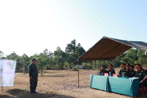 Cục Dân quân tự vệ kiểm tra công tác chuẩn bị diễn tập tại phường Điện Bàn