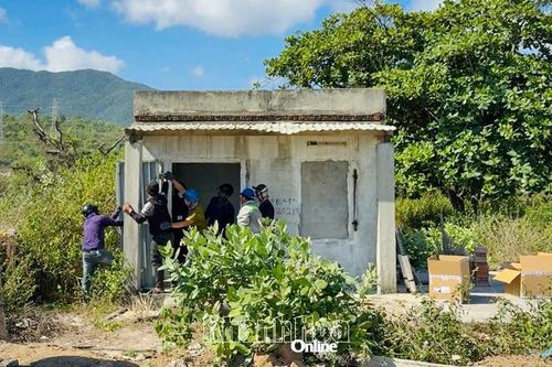Phường Đông Ninh Hòa: Cưỡng chế một trường hợp lấn chiếm đất