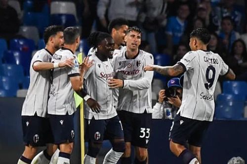 Napoli gục ngã trước Bologna sau màn rượt đuổi tỷ số kịch tính 2-3 tại Serie A