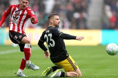 Luke Shaw lọt danh sách sơ bộ tuyển Anh dự World Cup nhờ phong độ ấn tượng tại MU