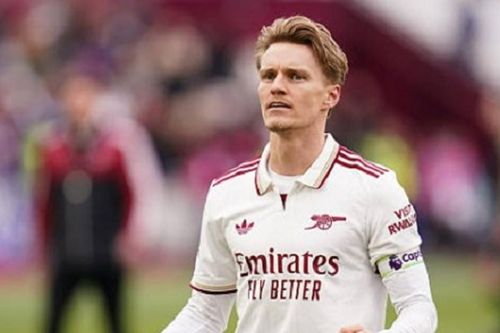 Martin Odegaard và 95 giây nhắc nhở Arsenal về giá trị của một nhạc trưởng thực thụ