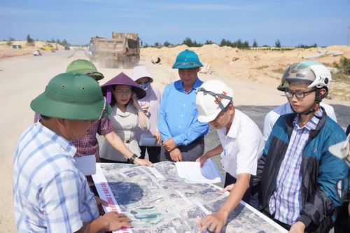 Quyết liệt tháo gỡ vướng mắc, kịp thời hoàn thành các dự án giao thông trọng điểm