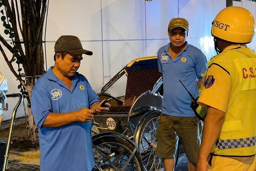 Hơn 90 lái xe xích lô du lịch ở Nha Trang bị xử phạt