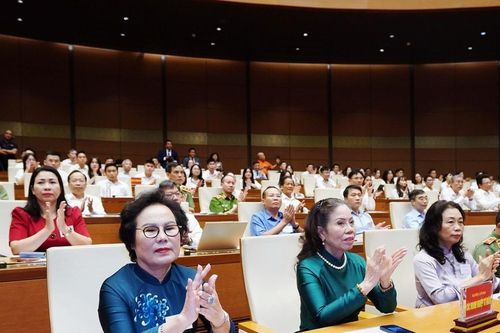 Dự báo pháp luật trong kỷ nguyên số Bài cuối: Đồng hành với sự phát triển nhanh, bền vững