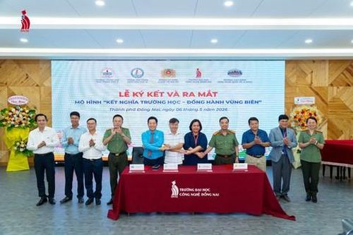 Công an TP.Đồng Nai: Ra mắt mô hình 'Kết nghĩa trường học - Đồng hành vùng biên'