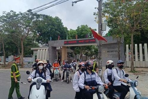 Công an xã Tiến Thắng: Phát huy hiệu quả mô hình 'Cổng trường an toàn giao thông'