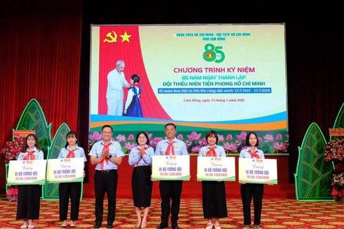 Nhiều địa phương sôi nổi kỷ niệm 85 năm Ngày thành lập Đội TNTP Hồ Chí Minh