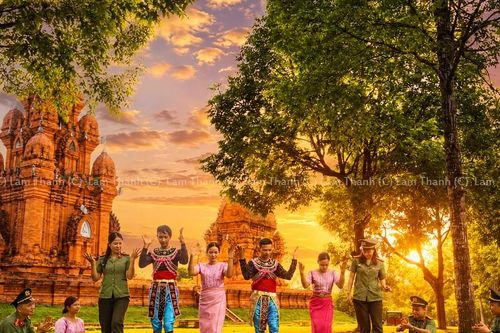 Những khoảnh khắc đẹp về người chiến sĩ An ninh nhân dân- Công an Thủ đô qua ống kính nghệ thuật