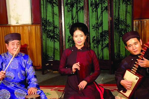 Lời ấy gấm, miệng ấy thêu