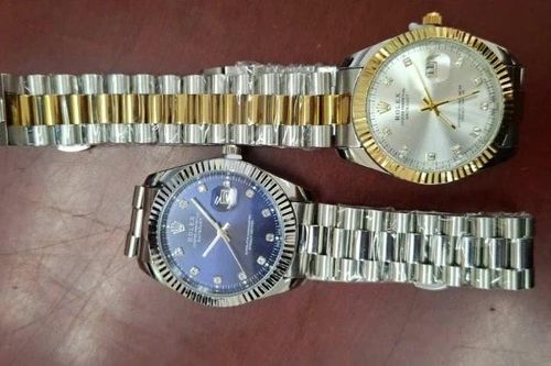 Hải quan Mộc Bài phát hiện hơn 5.000 sản phẩm giả mạo nhãn hiệu nổi tiếng